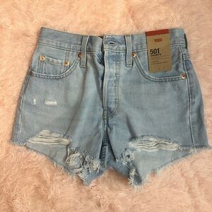 NWT Levi's Light Wash Distressed Jean Shorts